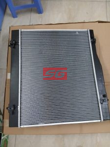 KÉT NƯỚC TOYOTA HIACE 2012 | 1640075471