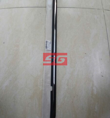 NẸP CHÂN KÍNH XE TOYOTA COROLLA 2003 | 7573002110
