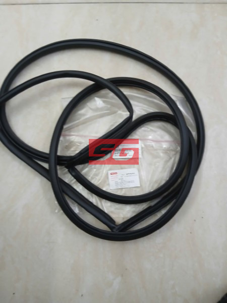 GIOĂNG CỐP HẬU XE ISUZU HILANDER 2008 | 8979760930