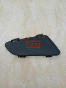 ỐP ĐÈN SƯƠNG MÙ XE MAZDA 6 2004 | GJ6A50C21