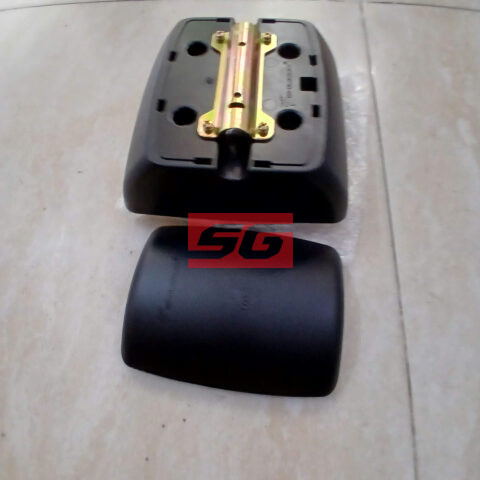 GƯƠNG CHIẾU HẬU DƯỚI HYUNDAI HD1000 | 876237F200
