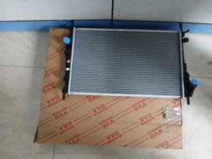KÉT NƯỚC FORD MONDEO 2.0 AT | 4S718005DF