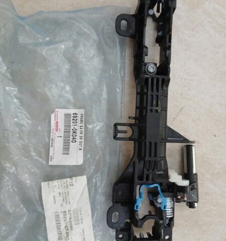 ĐẾ BẮT TAY MỞ CỬA TOYOTA YARIS 2021 | 692010K04