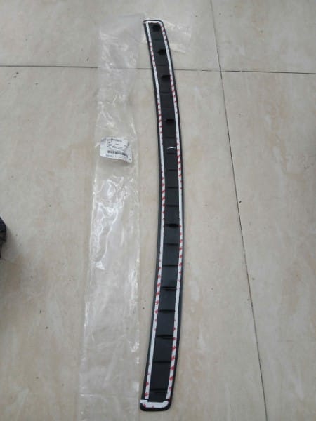 ỐP CHỐNG XƯỚC CHEVROLET CAPTIVA 2010 | 96433212