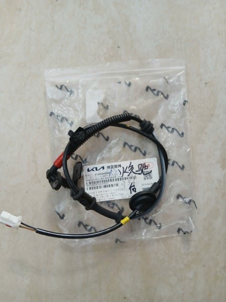 CẢM BIẾN ABS SAU PHẢI RH KIA SOLUTO | 58960H7000