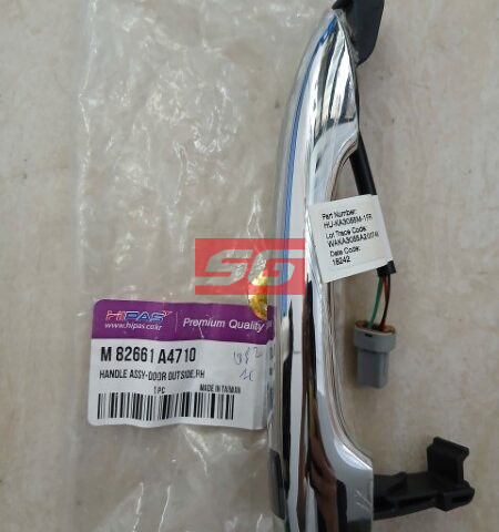 TAY MỞ CỬA TRƯỚC KIA CARENS 2017 | 82661A4710