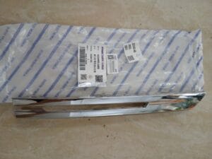 ỐP ĐÈN CẢN TRƯỚC PHẢI VOLVO 2021 | 32234953
