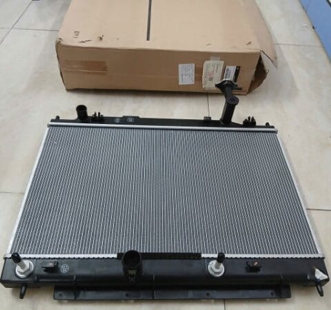 KÉT NƯỚC MITSUBISHI XPANDER 1.5 AT | 1350B224