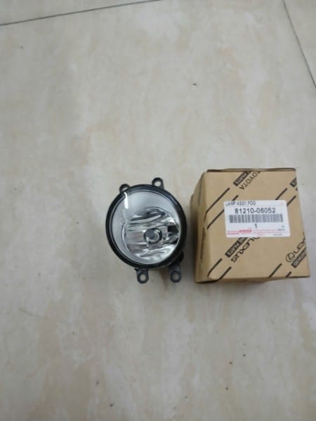 ĐÈN GẦM TOYOTA ALTIS 2007-2014 | 8121006052