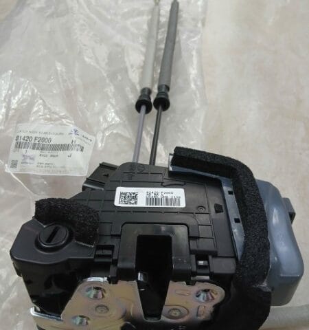 Ổ NGẬM KHÓA CỬA SAU HYUNDAI ELANTRA 2020 | 81420F2000