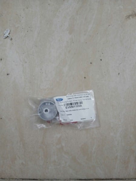NÚM CHỈNH GIÓ MÁY LẠNH FORD ESCAPE 2010 | EV9561195A
