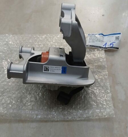 CHÂN MÁY PHẢI FORD ECOSPORT 1.0 2020 | GN116F012AC