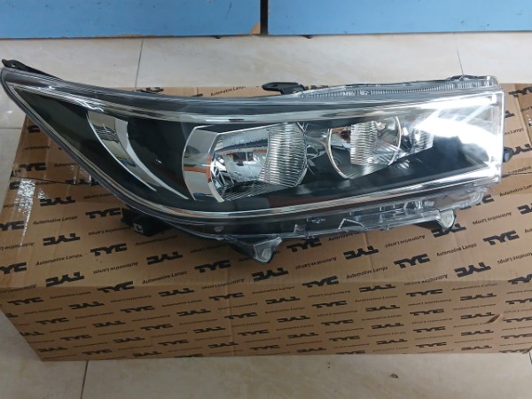 ĐÈN PHA RH TOYOTA INNOVA 2021 | 811300K340