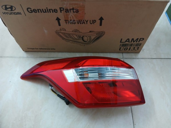 ĐÈN HẬU XE HYUNDAI CRETA 1.4 AT | 92401A0000