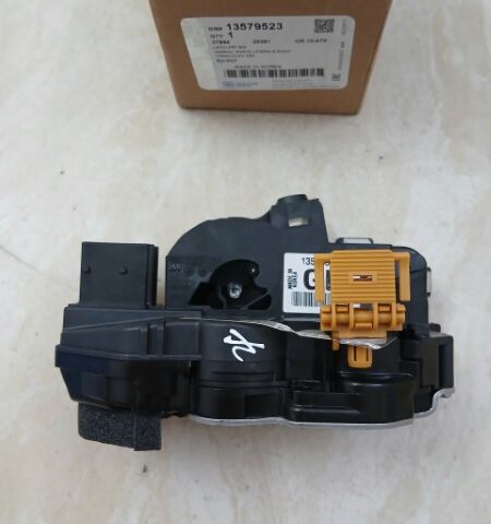 Ổ NGẬM KHÓA CỬA CHEVROLET CAMARO 2014 | 13579523