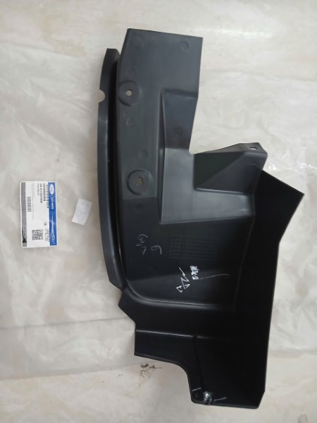 LÒNG DÈ CHẮN BÙN XE FORD EVEREST 2013 | UA6G50350