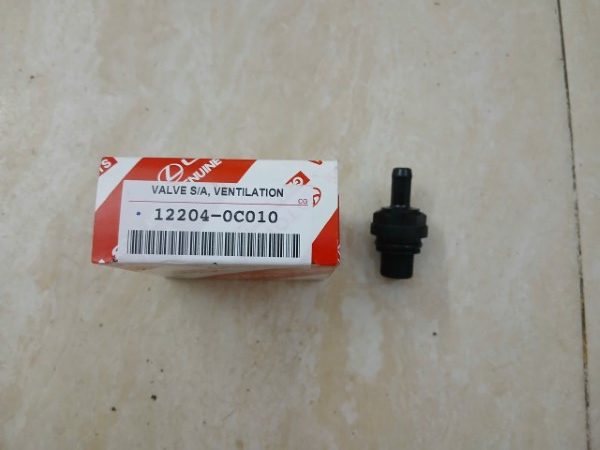 VAN THÔNG HƠI MẶT MÁY PCV TOYOTA PRADO 2010-2020 | 122040C010